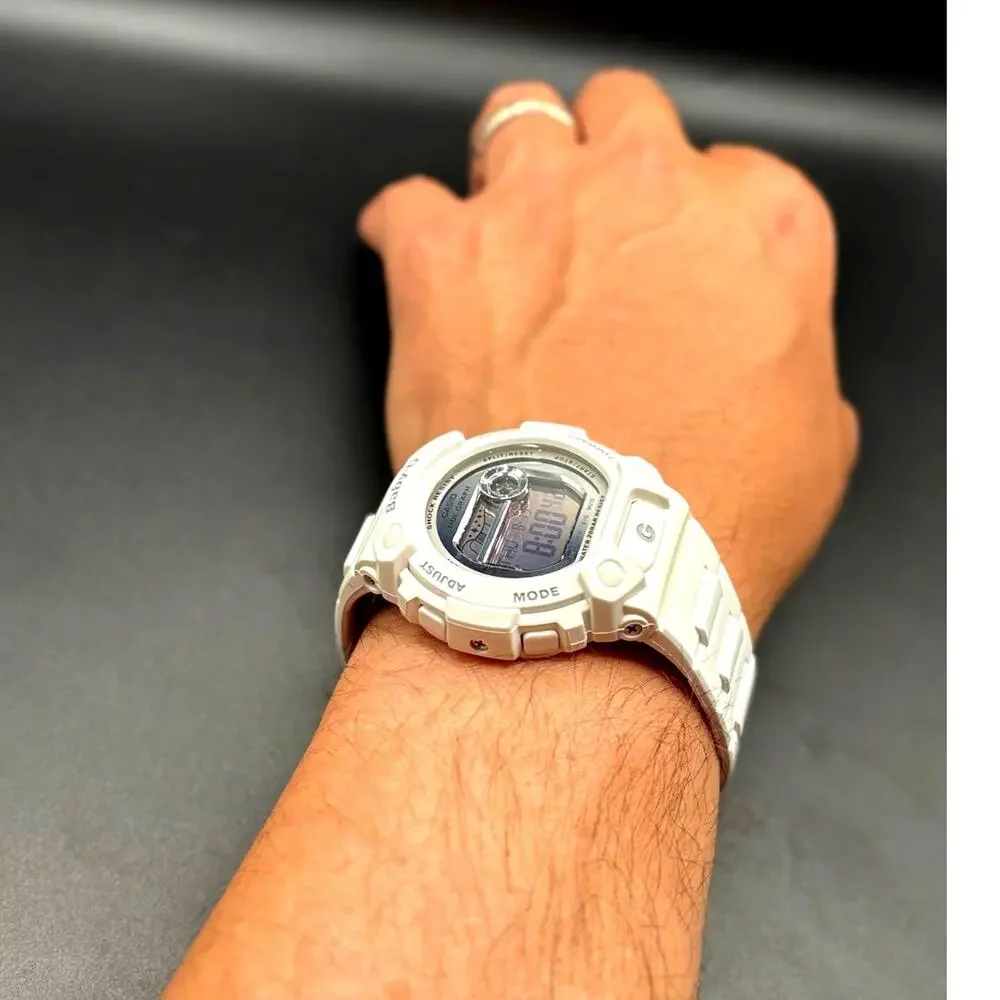 Casio Baby-G G-LIDE BLX-103-7 White Tide Graph 200M Digital Watch